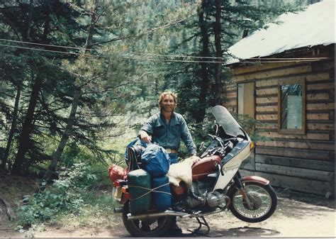 He followed his dad’s 1980s cycle ride to Australia — and recreated the photos frame by frame | CNN