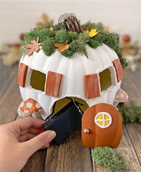 DIY Pumpkin Fairy House