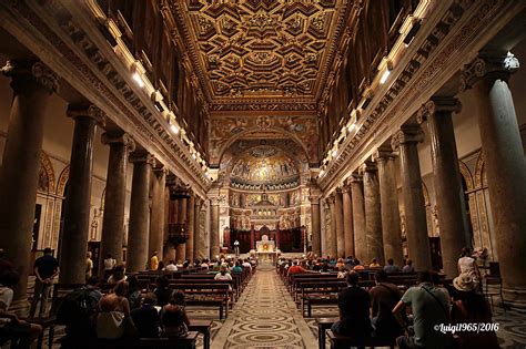 Santa Maria in Trastevere. | JuzaPhoto