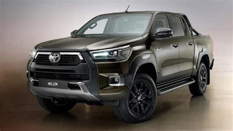 Toyota Hilux pickup truck launched in India at Rs 34 lakh, 4x4 standard ...