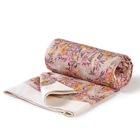 Safari Dreams Quilted Cotton Bedcover 100x87 Inch Online - Premium Bed ...