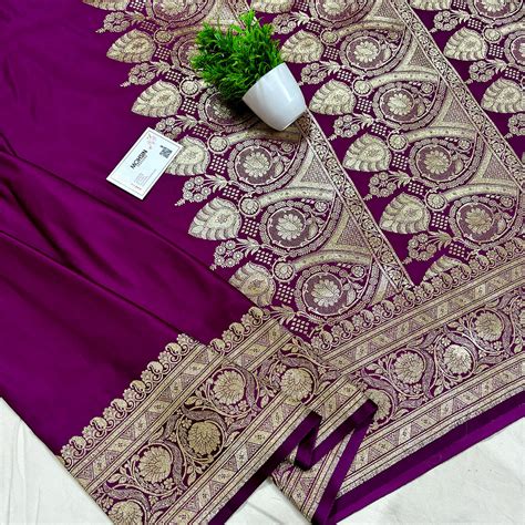 Purple Plain Golden Zari Katan Silk Banarasi Saree – Mohsin Textiles