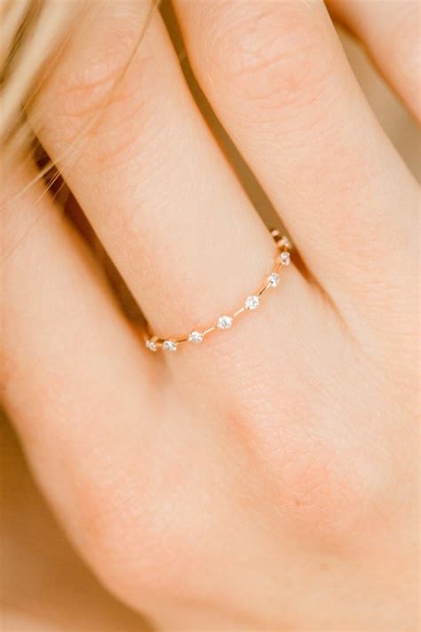 Kalichdi Ring Designs: दुल्हन की बहन के लिए बेस्ट रहेंगी यह रिंग्स ...