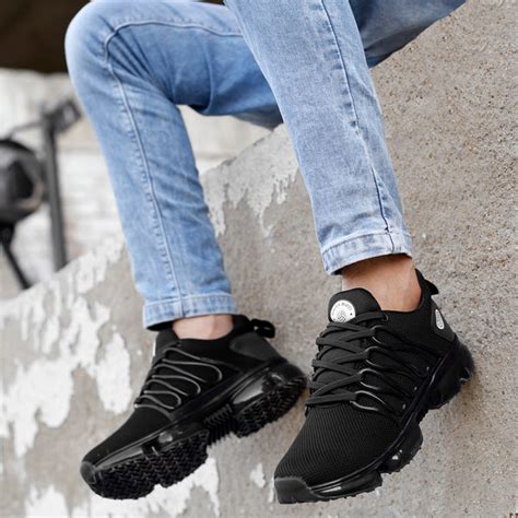 Shoes for Men & Women | Stylish Footwear for all Adventure | Bacca Bucci