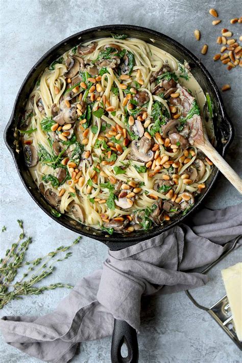 Creamed Spinach Pasta