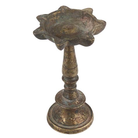 Brass oil lamp Ceremonial Lamp With 7 Wicks