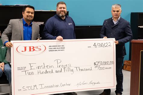 STEM Family Day celebrate JBS USA $250,000 Gift – Inside UW-Green Bay News