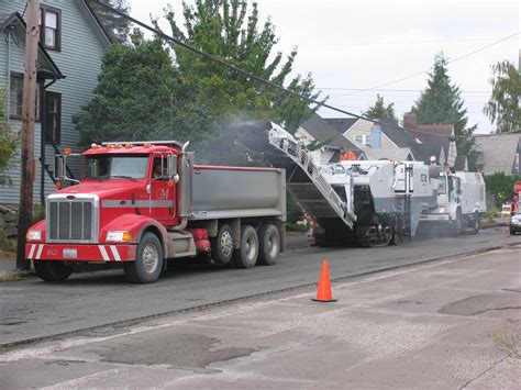 End Dump Truck – Pavement Interactive