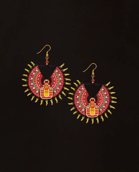 Chamundi Theyyam Loop (Small): Handcrafted Design – Razia Kunj