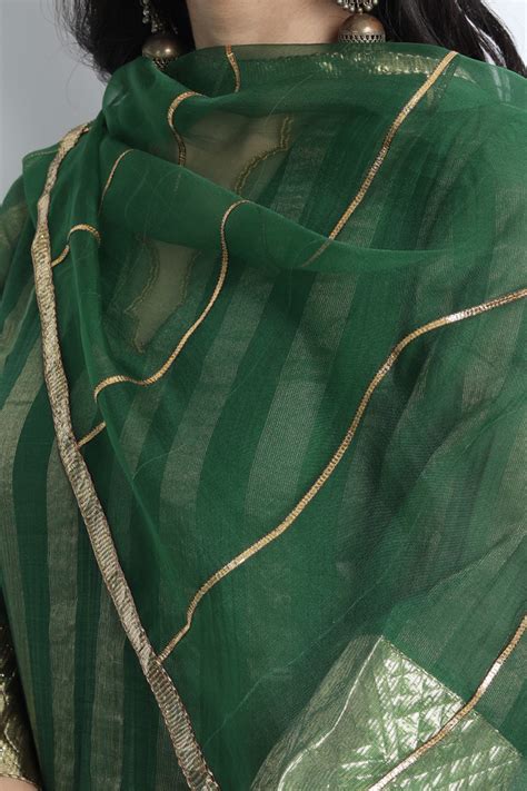 EMERALD GREEN ZARI STRIPE CHANDERI MEERA GHARARA – SHIVANI BHARGAVA
