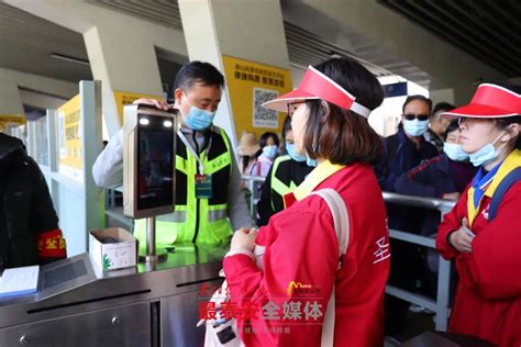 “五一”假期第二天，泰安假日旅游市场稳中有增、安全有序 - 海报新闻