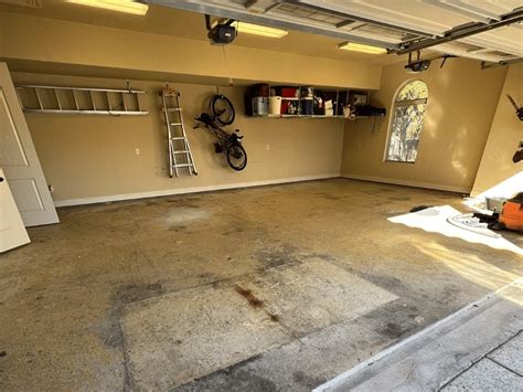 Expert Garage Floor Refinishing in San Antonio TX for Lasting Beauty