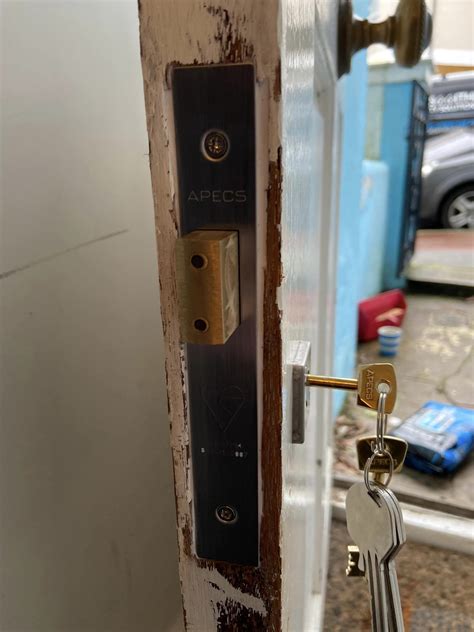 ASL Locksmiths UPVC Door Repair and British Standards Lock Change | ASL ...