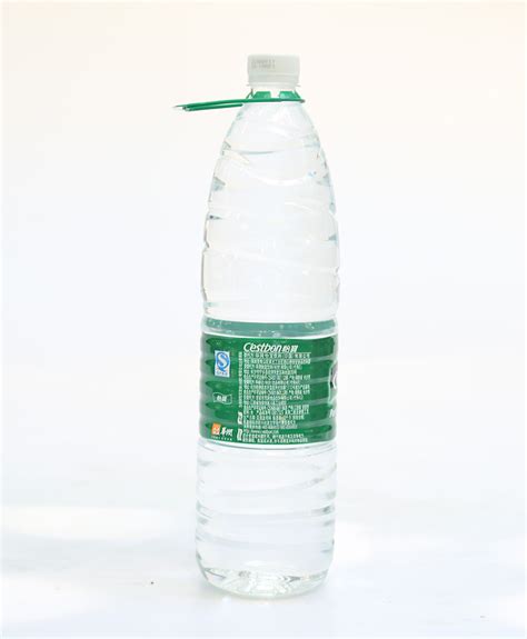 瓶子,塑胶,饮用水,三个物体,水瓶,纯净水,苏打水瓶,碳酸饮料,新的,水平画幅摄影素材,汇图网www.huitu.com