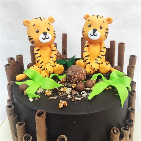 Tiger Theme Cake | Animal Theme Cake | Tiger Birthday Cake For Kids ...