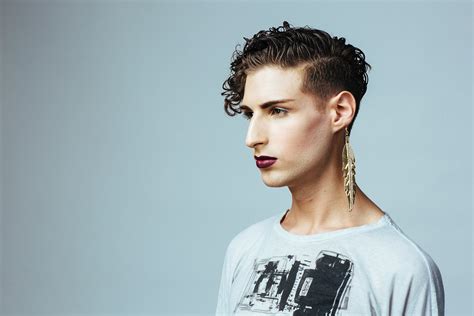 Gay Earring Side: Debunking the Stereotype