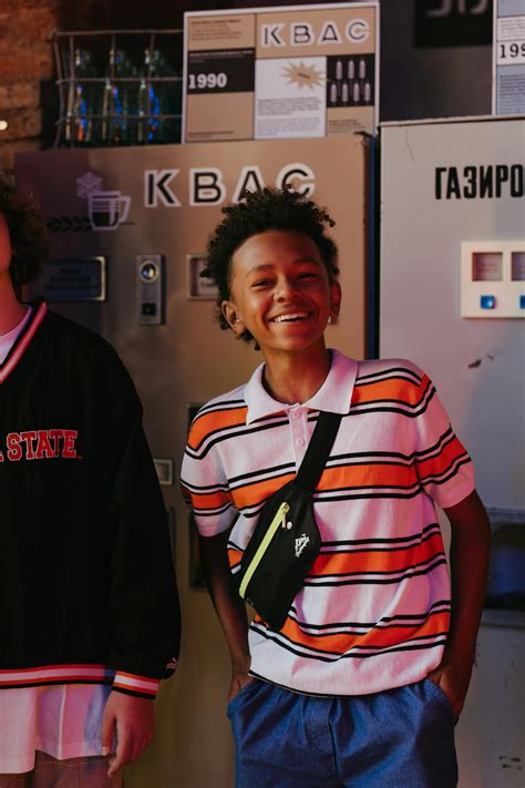 Figure Vending Machine 的图像结果