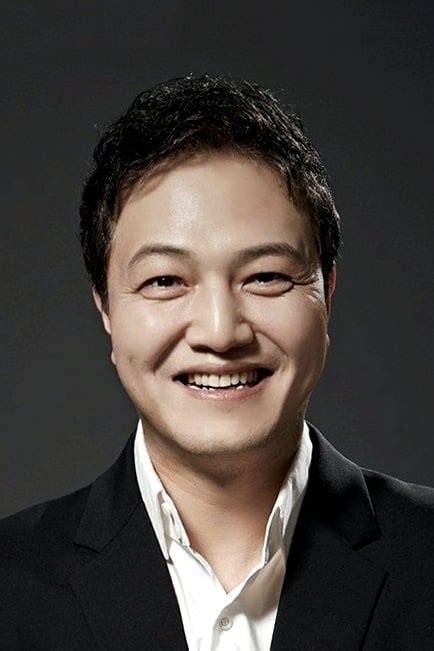 Watch Jung Woong-in Movies Online | Xstream Play