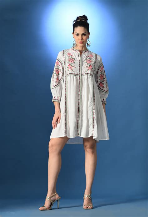 Shellora White Embroidered Dress – ANNY