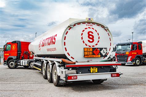 How Much Gas Does A Gas Tanker Hold at Karen Medina blog