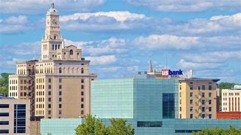 Visit Quad Cities: Best of Quad Cities, United States of America Travel 2022 | Expedia Tourism