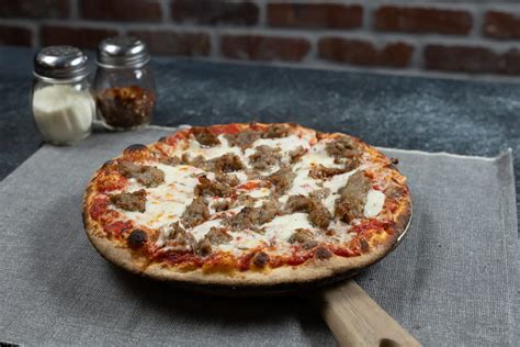 Deliciously Authentic Pizza | Broken Arrow | Old World Pizza