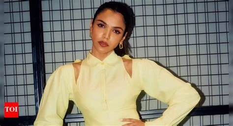 Shriya Pilgaonkar remembers going to a birthday celebration to earn ...