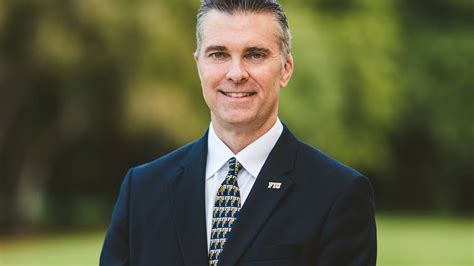 FIU selects Scott Carr from UCF as new athletic director | Miami Herald