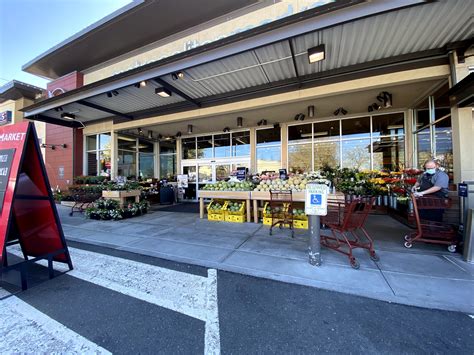 METROPOLITAN MARKET KIRKLAND - Kirkland WA - Hours, Directions, Reviews ...