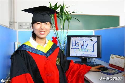 清华大学计算机博士毕业年薪（博士毕业后年薪有多少）_教研在职研究生网