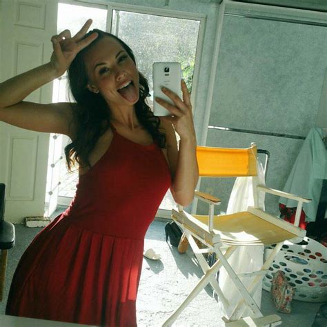 Aidra Fox goofing around selfie | Scrolller