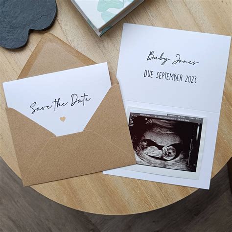 11 pregnancy announcement cards and printable templates – Artofit