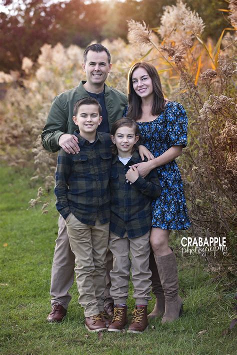 Creative Family Portrait Poses