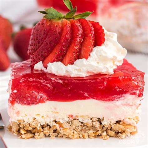 Strawberry Pretzel Salad - Amanda's Cookin' - One Pan Desserts