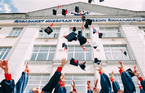 40 Songs about School Appropriate Songs - Singersroom.com