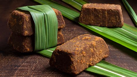 Jaggery vs Sugar: Which Is Better?