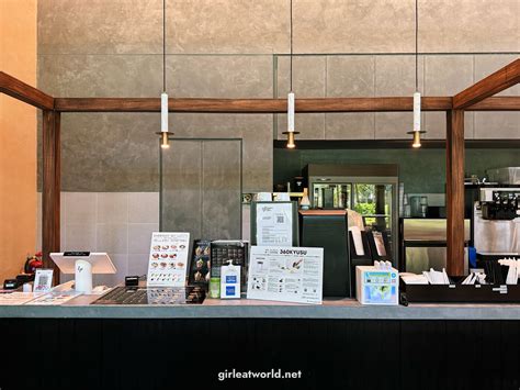 nana's green tea at Guoco Tower — Girl Eat World