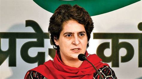 Priyanka Gandhi arrives, revs up campaign efforts in Telangana race ...