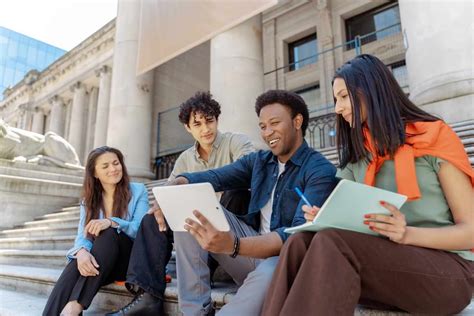 Support Local Canadian 的图像结果