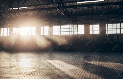 Empty Exercise Room 的图像结果