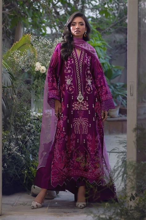 Formals '25 - Faaha (RTS) – Nainpreet - The Collective