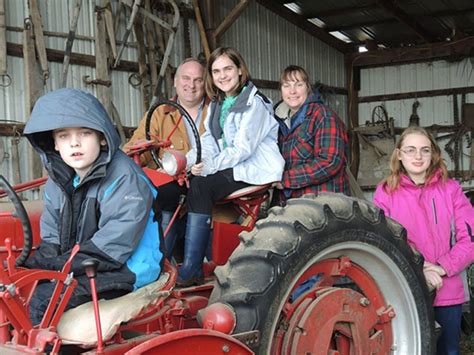 Small Acres 的图像结果