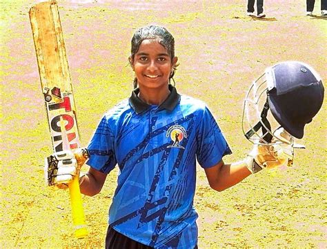 Meet Ira Jadhav! 14-Year-Old Mumbai Girl Who Scored Record 346 In U-19 ...
