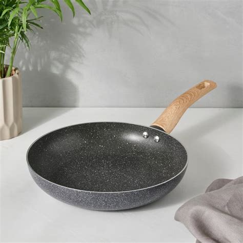 Buy Cooking Pots & Pans Online Starting @ Rs.199 | Home Centre