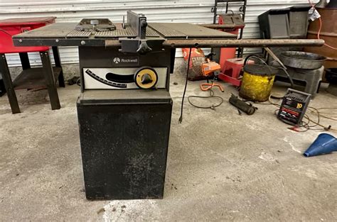 ROCKWELL TABLE SAW - Cornerbids