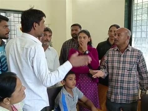 Rajkot-Div route bus arrives two hours late at Una depot, passengers ...
