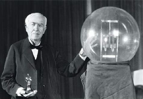 电是谁发明的：哪一年发明的灯泡是谁发明的-昕薇网
