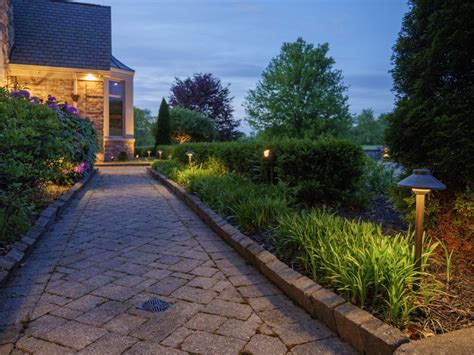 Pittsburgh Landscape Lighting Installation - Edison Landscape & Deck ...