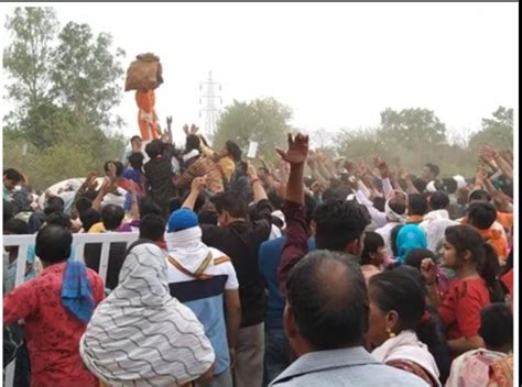 Bina: In the story of Bageshwar Dham government, 17 injured 3 recruited ...