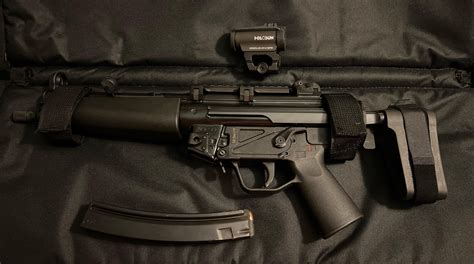 MP5: Roller-Delayed Blowback subgun